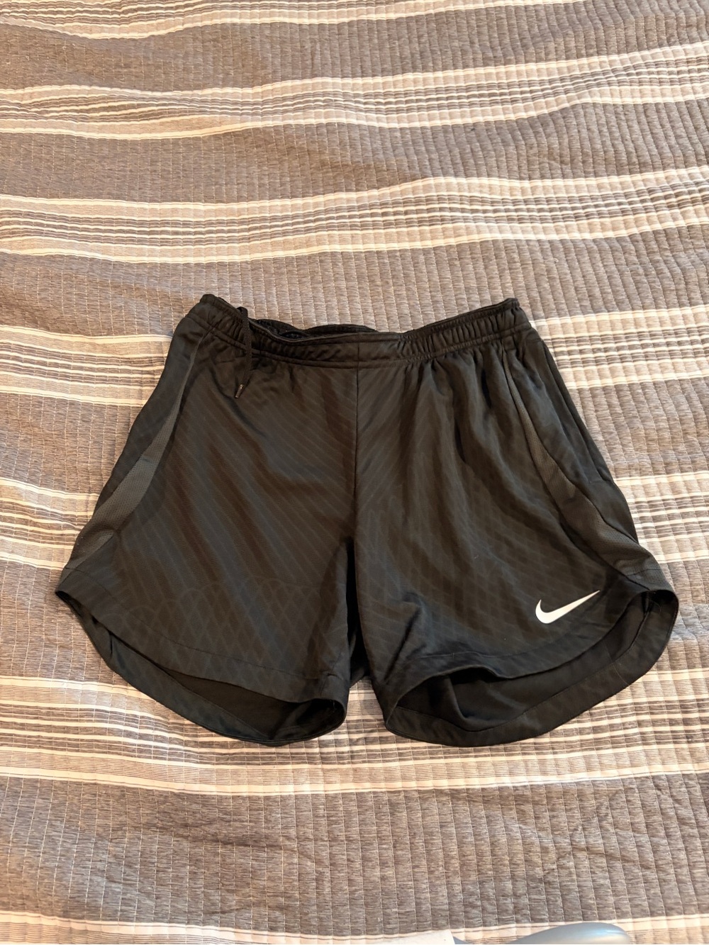 Nike Women's medium Black Dri-FIT Running Shorts